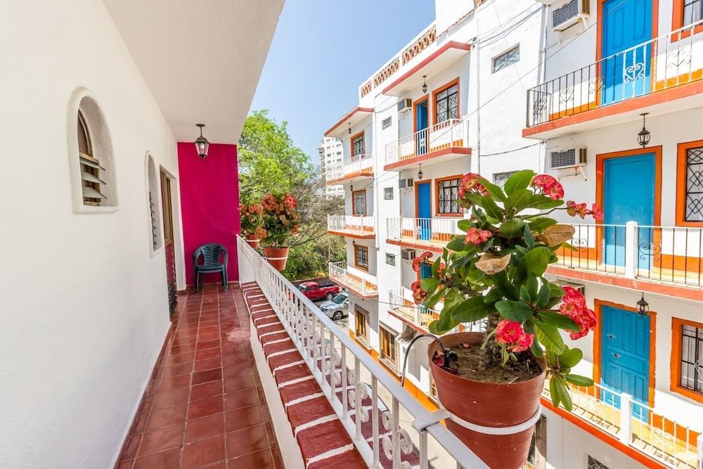 Suites Plaza Del Rio - Family Hotel Malecon Centro ปูแอร์โตบาญาร์ตา ภายนอก รูปภาพ