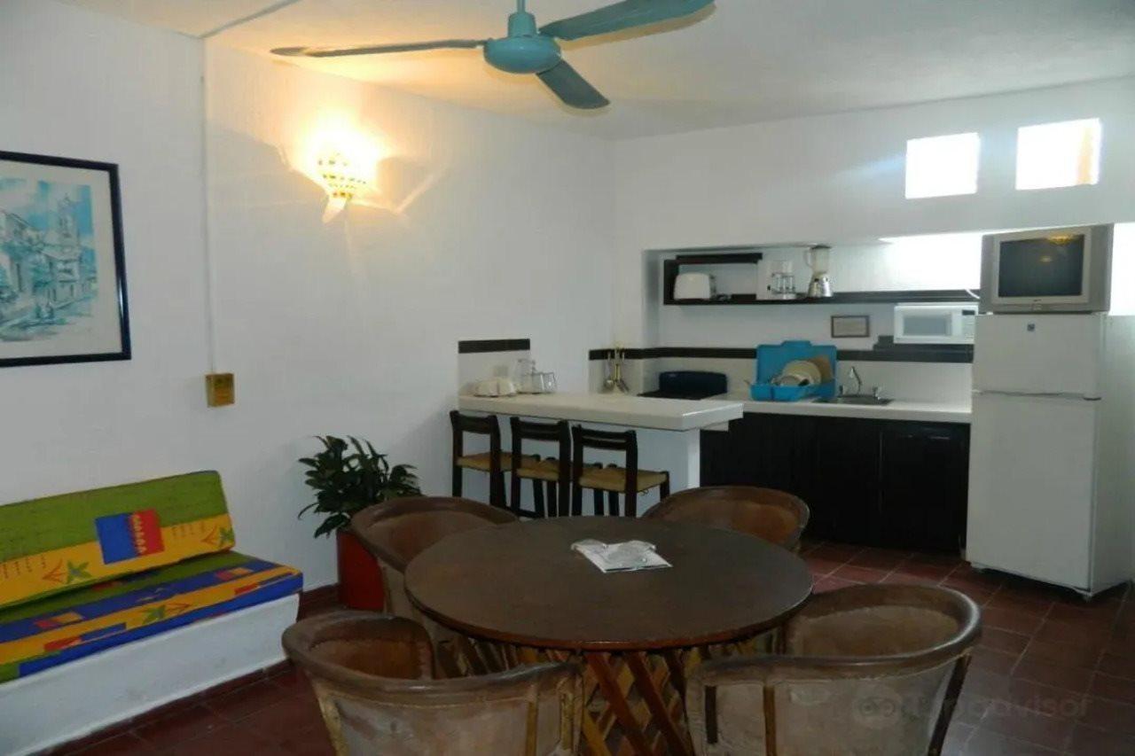 Suites Plaza Del Rio - Family Hotel Malecon Centro ปูแอร์โตบาญาร์ตา ภายนอก รูปภาพ