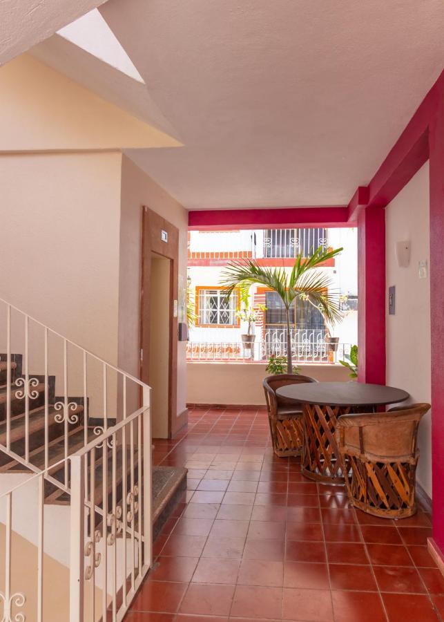 Suites Plaza Del Rio - Family Hotel Malecon Centro ปูแอร์โตบาญาร์ตา ภายนอก รูปภาพ