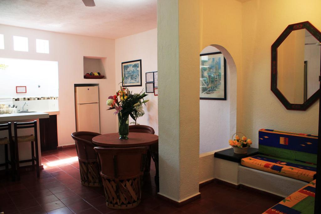 Suites Plaza Del Rio - Family Hotel Malecon Centro ปูแอร์โตบาญาร์ตา ภายนอก รูปภาพ